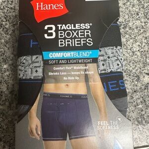 Hanes Black and Blue ComfortFlex Boxer Briefs